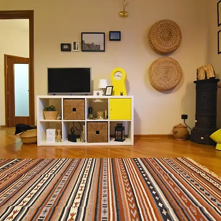 Charming Flat With Soul Belgrád